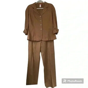 Anne Klein stretchy Womens  2-pc Suit, Brown 3/4 Sleeve Jacket& Pants  Size 10